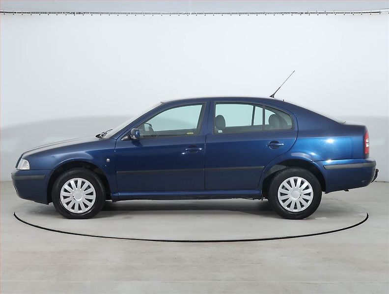 Škoda Octavia (2009) 1.6, LPG, nová STK, Tažné - fotka 3 z 17