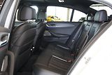 BMW Řada 5 M550i xDrive, Nezávislé, Laser - náhled 46
