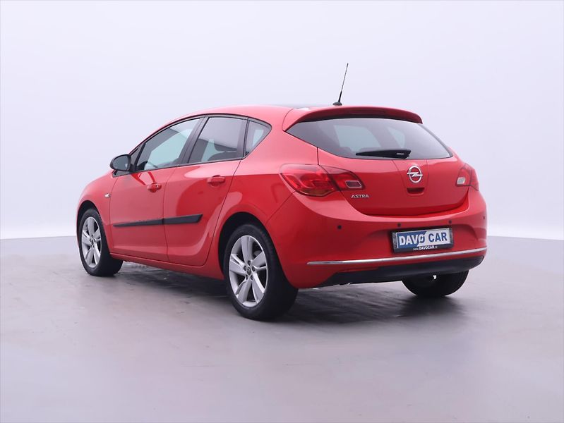 Opel Astra 1,4 T 88kW CZ Drive Serv.Kniha - fotka 5 z 27
