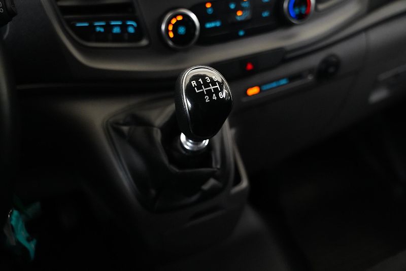 Ford Tourneo Custom - fotka 21 z 24