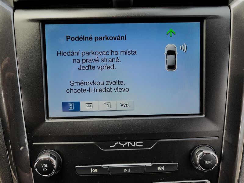 Ford Mondeo 2,0 DA,Limited,xenon,navi,výhř - fotka 32 z 50