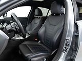 BMW Řada 3 330i xDrive - náhled 18