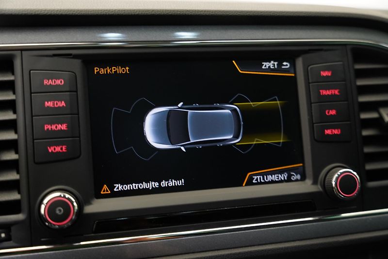 Seat Leon - fotka 18 z 26