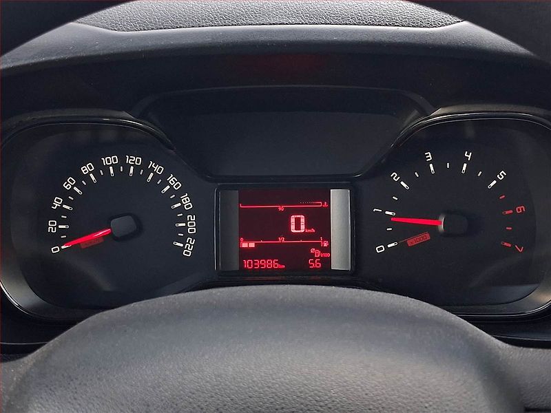 Toyota ProAce City (2021) 1.5 D4-D, ČR, DPH - fotka 8 z 17