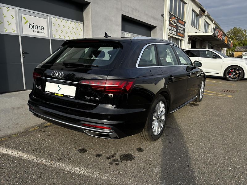 Audi A4 (2024) Avant Advanced 35 2.0 TFSI - fotka 3 z 13