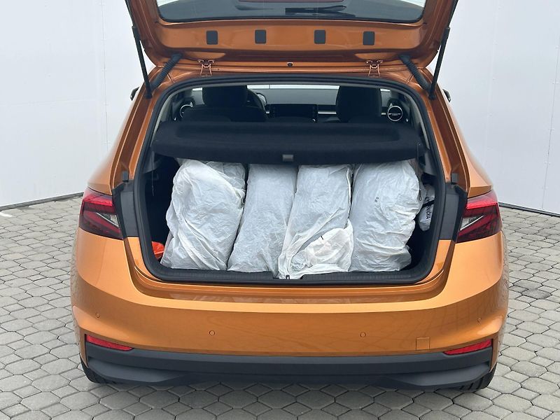 Škoda Fabia Selection 5MP 1,0MPI - fotka 22 z 23