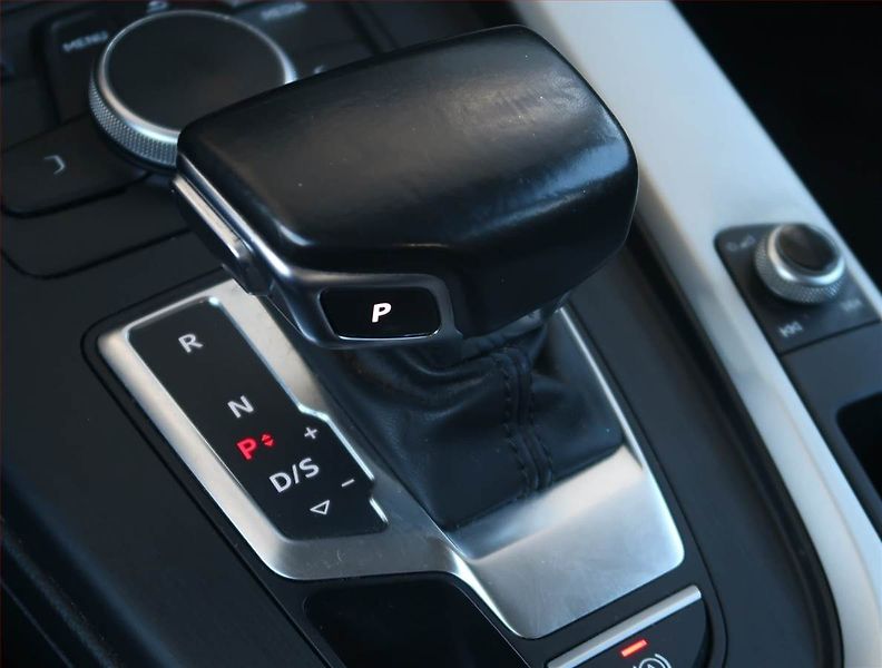 Audi A4 (2016) 2.0 TDI, 4X4, Automat - fotka 13 z 22
