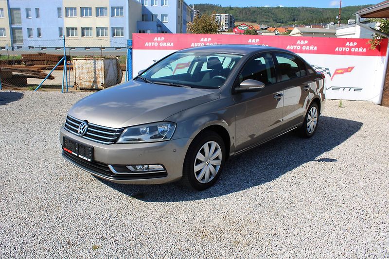 Volkswagen Passat (2011) 1.4TSI KLIMA EL.OKNA TAŽNÉ - fotka 3 z 23