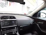 Jaguar F-Pace (2018) 30d AWD, 4X4, Automat - náhled 8