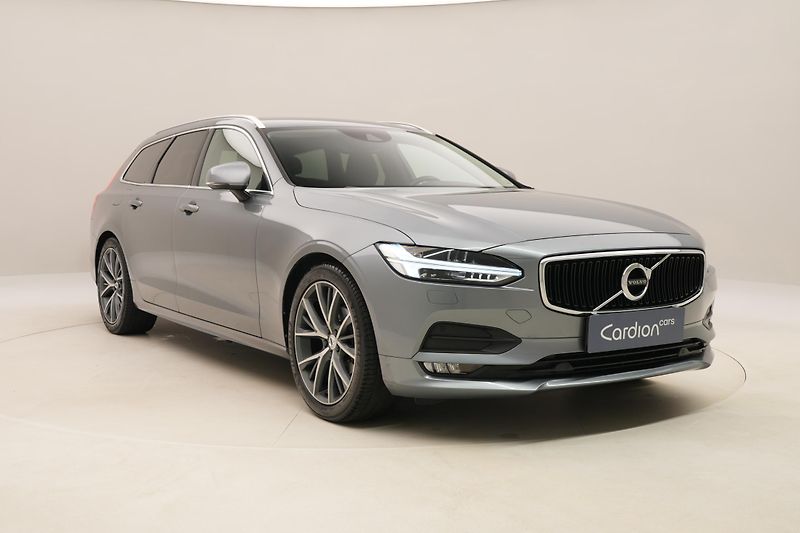 Volvo V90 D4 AWD MOMENTUM AUT  - fotka 14 z 48