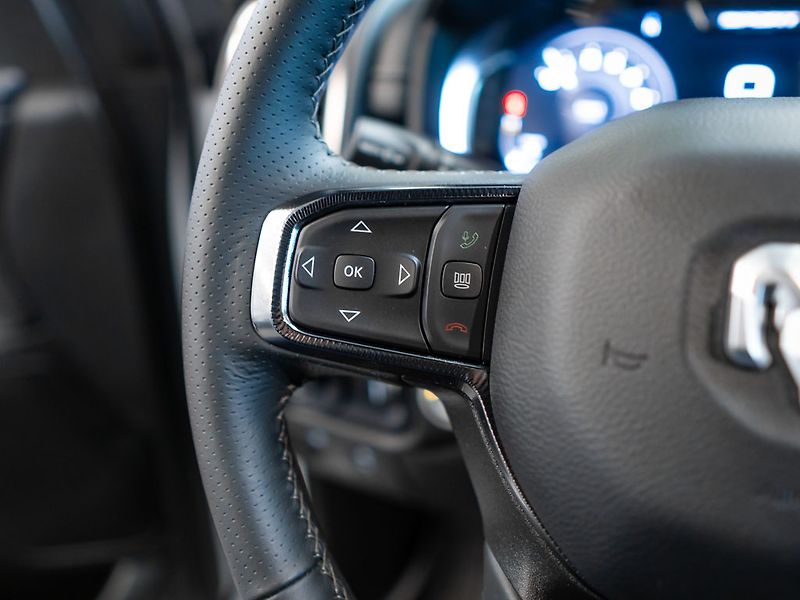 Dodge RAM (2024) 5.7 HEMI V8 Sport Lift edition - fotka 15 z 31