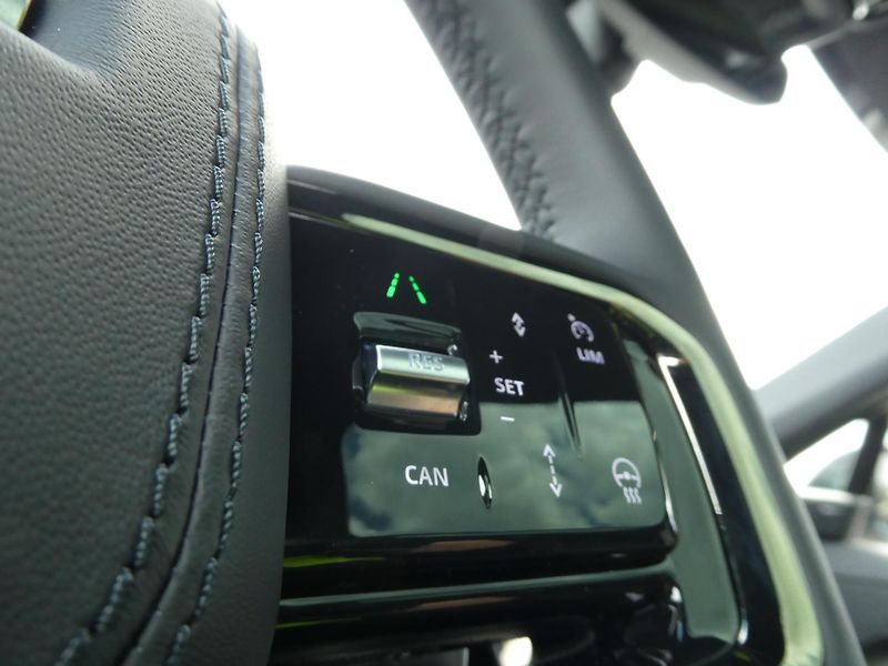 Land Rover Range Rover Sport (2026) 3,0 Dynamic SE D250 - fotka 19 z 39