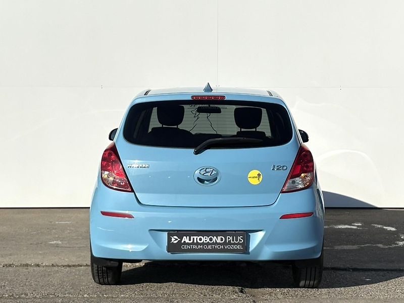 Hyundai i20 1.25 i 63kW Family - fotka 9 z 19