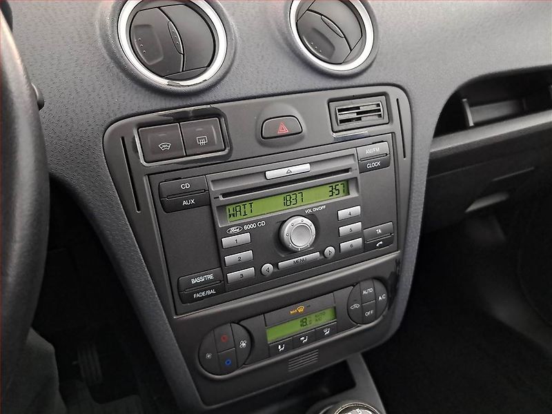 Ford Fusion (2007) 1.4, po STK, jezdí výborně - fotka 12 z 17