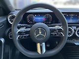 Mercedes-Benz Třídy A 200 d AMG Style Edition - náhled 11