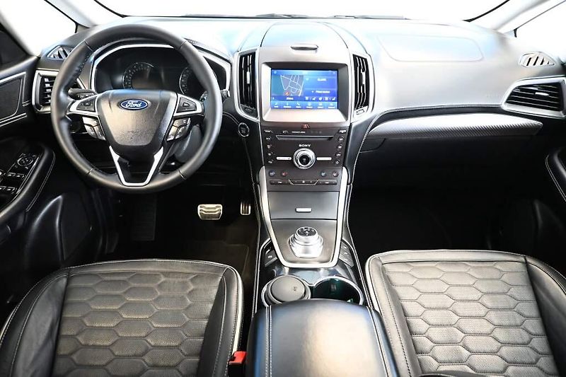 Ford S-MAX (2022) 2.0 VIGNALE 4x4 7 Míst LED ACC - fotka 14 z 42