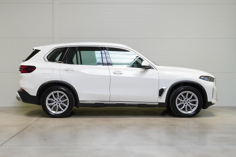 BMW X5 Xdrive30d,360,HUD,ACC,TAŽNÉ - fotka 4 z 41