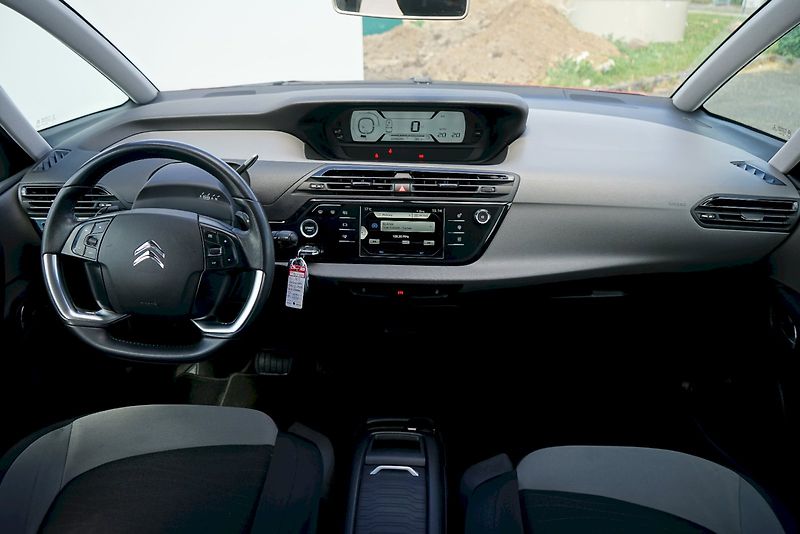 Citroën C4 Picasso (2014) HDI 68 kW Tendance - fotka 8 z 25