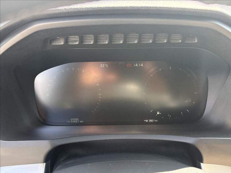 Volvo XC90 2,0 D5 173kW,Led,Kůže,ACC,1Maj - fotka 24 z 41