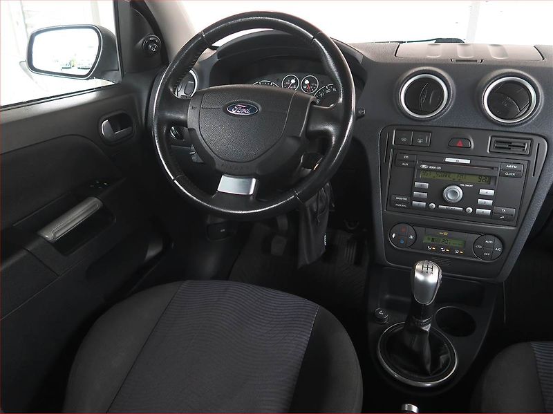 Ford Fusion (2005) 1.4, po STK, Klima - fotka 7 z 14
