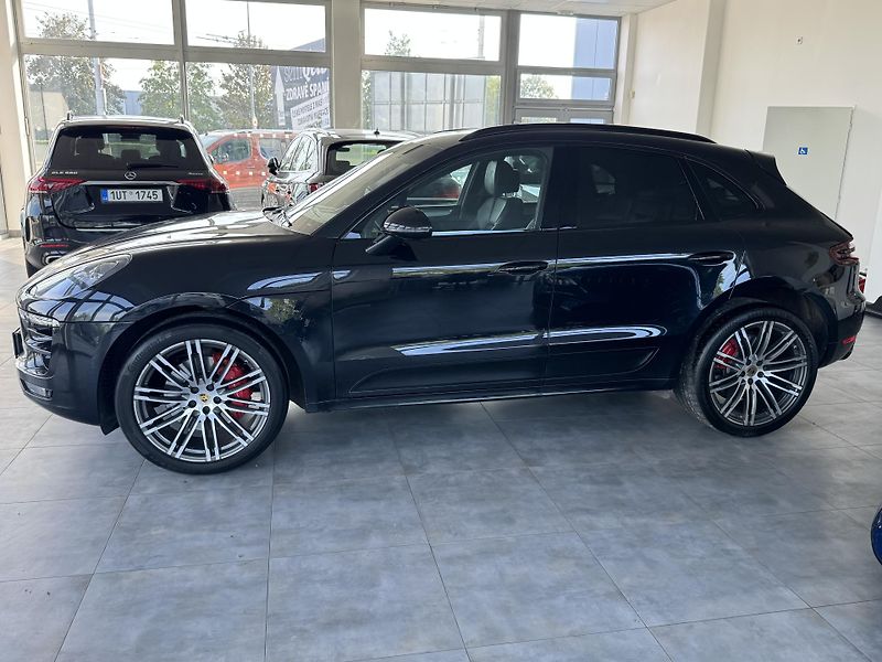 Porsche Macan (2015) 3,6 V6 Turbo CHRONO BOSE - fotka 4 z 35