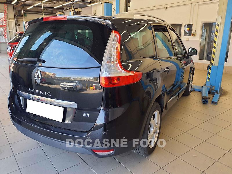 Renault Mégane (2015) 1.6DCi, 1.maj,ČR, BOSE - fotka 2 z 3