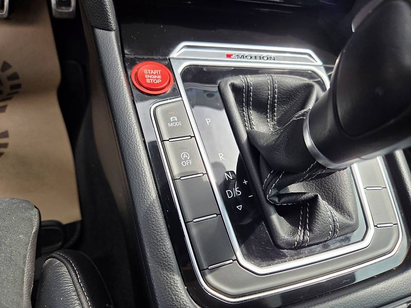 Volkswagen Arteon (2018) 2.0 BiTDI DSG 4M 176kW R-Line - fotka 57 z 71