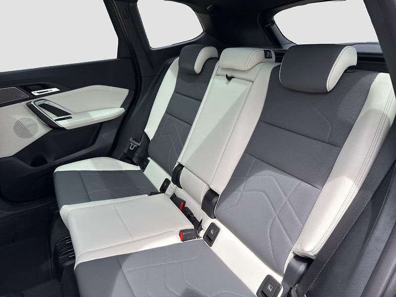 BMW X1 xDrive20d - fotka 17 z 22