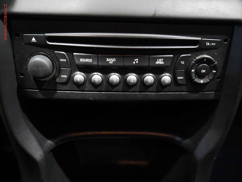 Citroën C3 (2015) 1.2 PT, AT - fotka 14 z 16