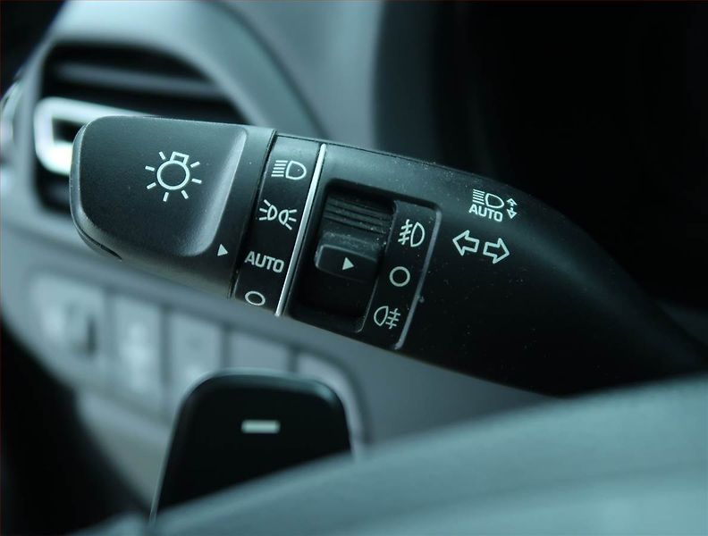 Hyundai i30 (2023) Smart 1.0 T-GDI - fotka 21 z 22