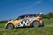 V rámci přípravy na víkendový 53. ročník Barum Czech Rally Zlín absolvovala třicítka pilotů úterní test na trati Ludkovice - Biskupice.
