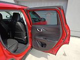Jeep Compass 1.5 E-HYBRID NIGHT EAGLE ČR - náhled 28