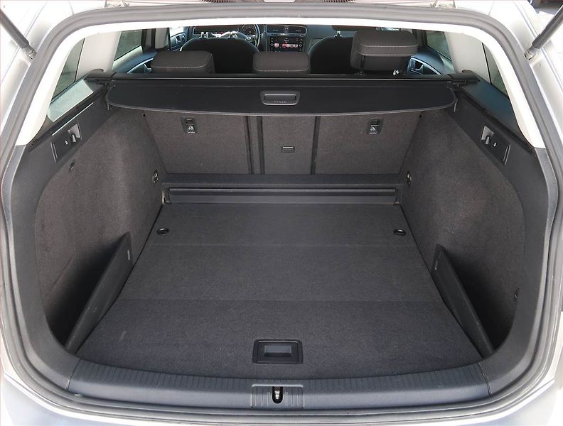 Volkswagen Golf (2017) Marathon Edition 1.6 TDI - fotka 13 z 19