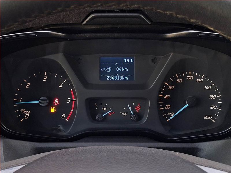 Ford Transit (2015) Trend 2.2 TDCi, L2H2, 1.0t, ČR - fotka 8 z 18