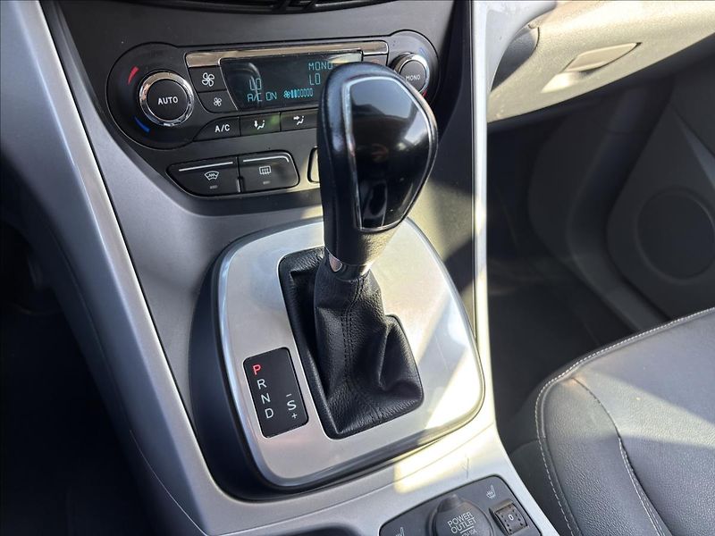 Ford C-MAX 2,0 TDCi 103kW Titanium - fotka 33 z 39