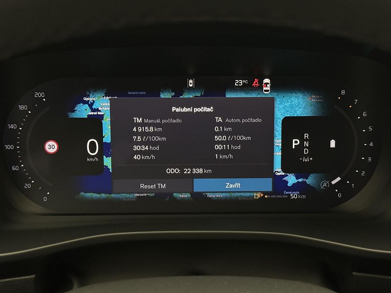Volvo XC40 B3 CORE AUT  - fotka 16 z 42