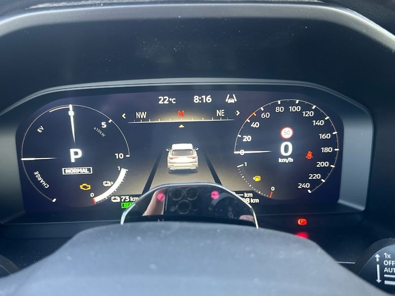 Mitsubishi Outlander (2026) INTENSE+ 4×4 | 225 kW | MY25 - fotka 12 z 27