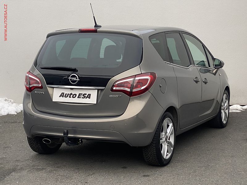 Opel Meriva (2015) 1.6 CDTi, Innovation, kamera - fotka 4 z 19