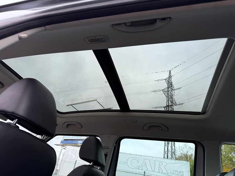 Škoda Yeti 2.0 TDI 103 kW 4x4 DSG - fotka 15 z 24