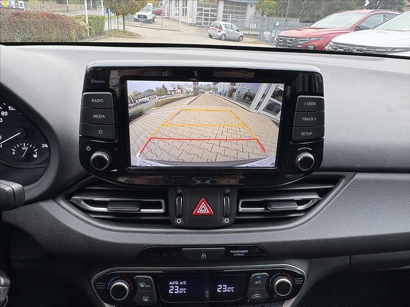 Hyundai i30 1,5 T-GDi MHEV  Smart - fotka 17 z 17