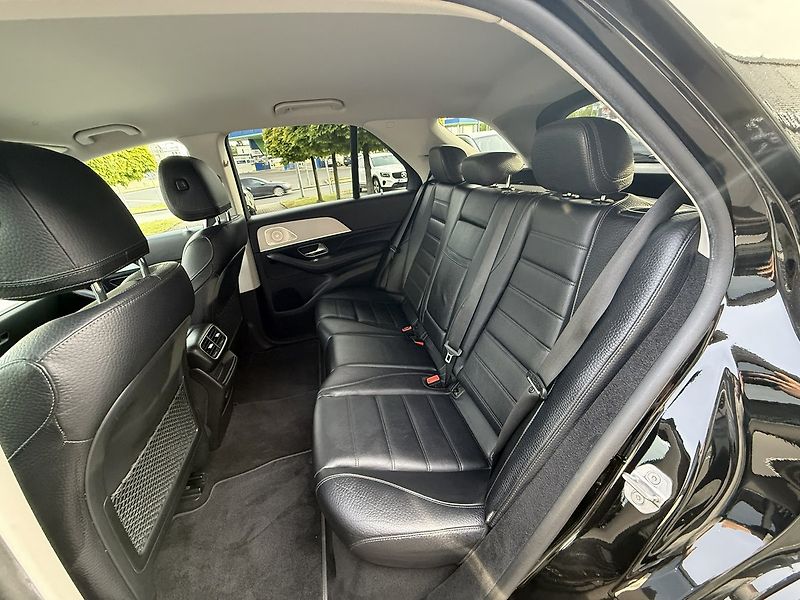 Mercedes-Benz GLE (2020) 350 d 4MATIC SUV - fotka 14 z 44