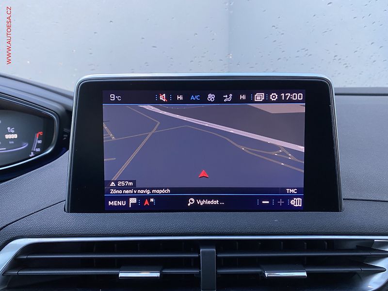 Peugeot 3008 (2018) 1.2PT, 1.maj,ČR, AT, TZ - fotka 18 z 18