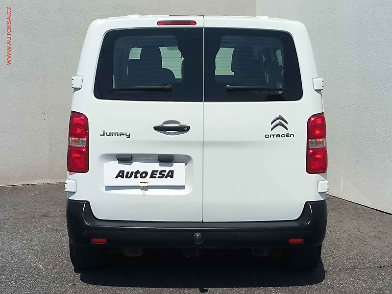 Citroën Jumpy (2021) 2.0HDi L2 6míst, 1.maj,ČR - fotka 5 z 18