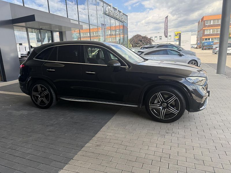 Mercedes-Benz GLC (2022) GLC 220d 4MATIC - fotka 6 z 50