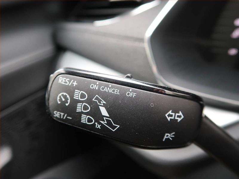 Škoda Octavia (2023) Style 2.0 TDI, ČR,1.maj - fotka 17 z 19