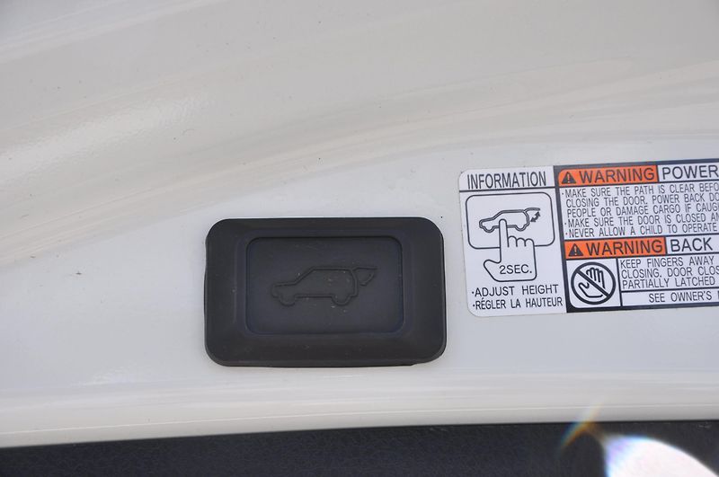 Toyota RAV4 2.5HSD 114kW - fotka 9 z 18