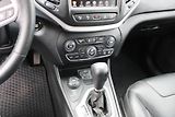 Jeep Cherokee (2018) 2,2 MJT 4X4 LIMITED KŮŽE NAVI  - náhled 19