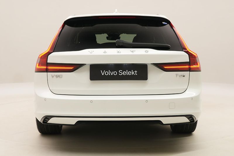 Volvo V90 T6 AWD RECHARGE DARK PLUS AUT - fotka 12 z 62
