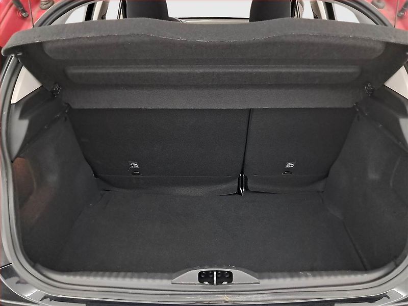 Citroën C3 (2021) 1.2 PureTech, Automat - fotka 14 z 17