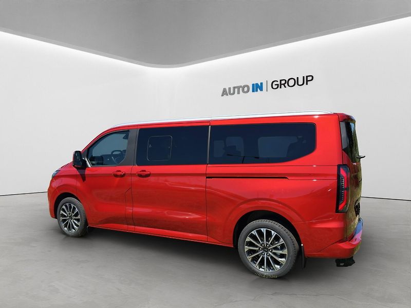 Ford Tourneo Custom (2026) L2 TITANIUM X 2.0 EcoBlue 125k - fotka 3 z 14